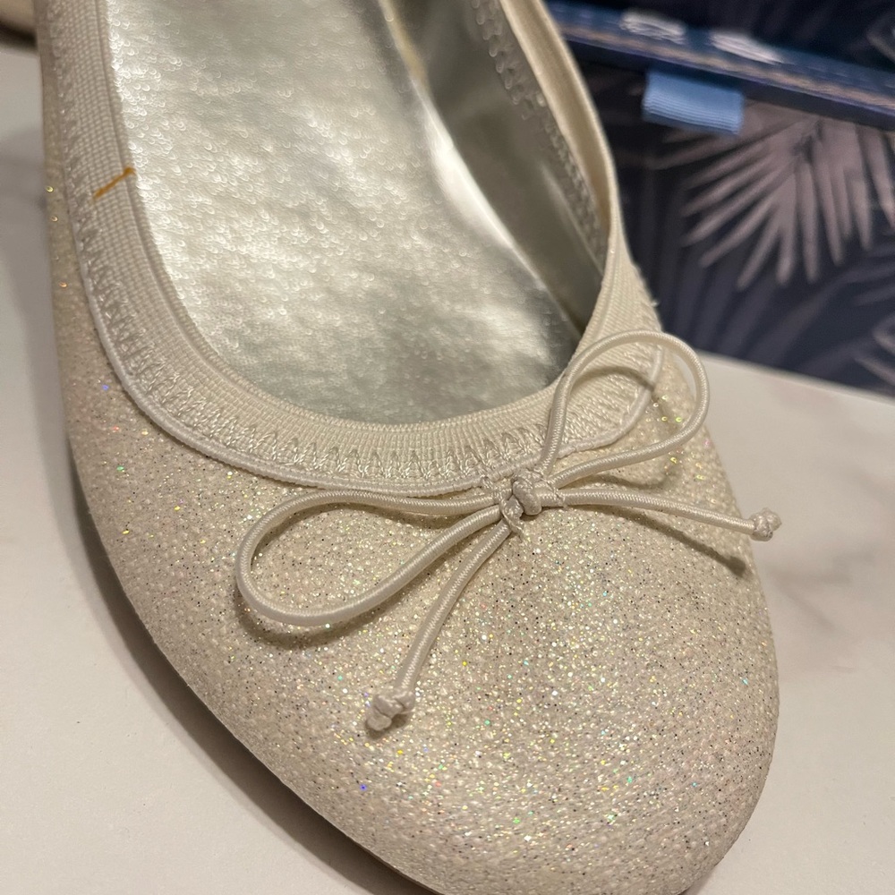 Elegant Ivory Ballet Flats Outfit Teen Girl Size 6 β Classic Soft Dress Ensemble - Picture 9 of 14